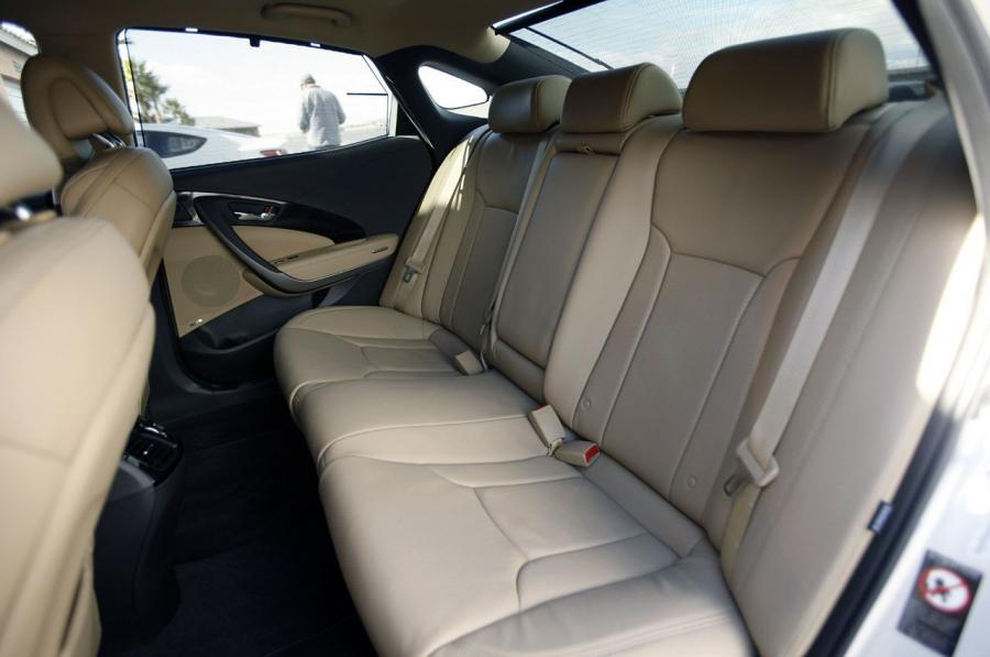  Hyundai Azera 2012 года  (фото 8 из 103)